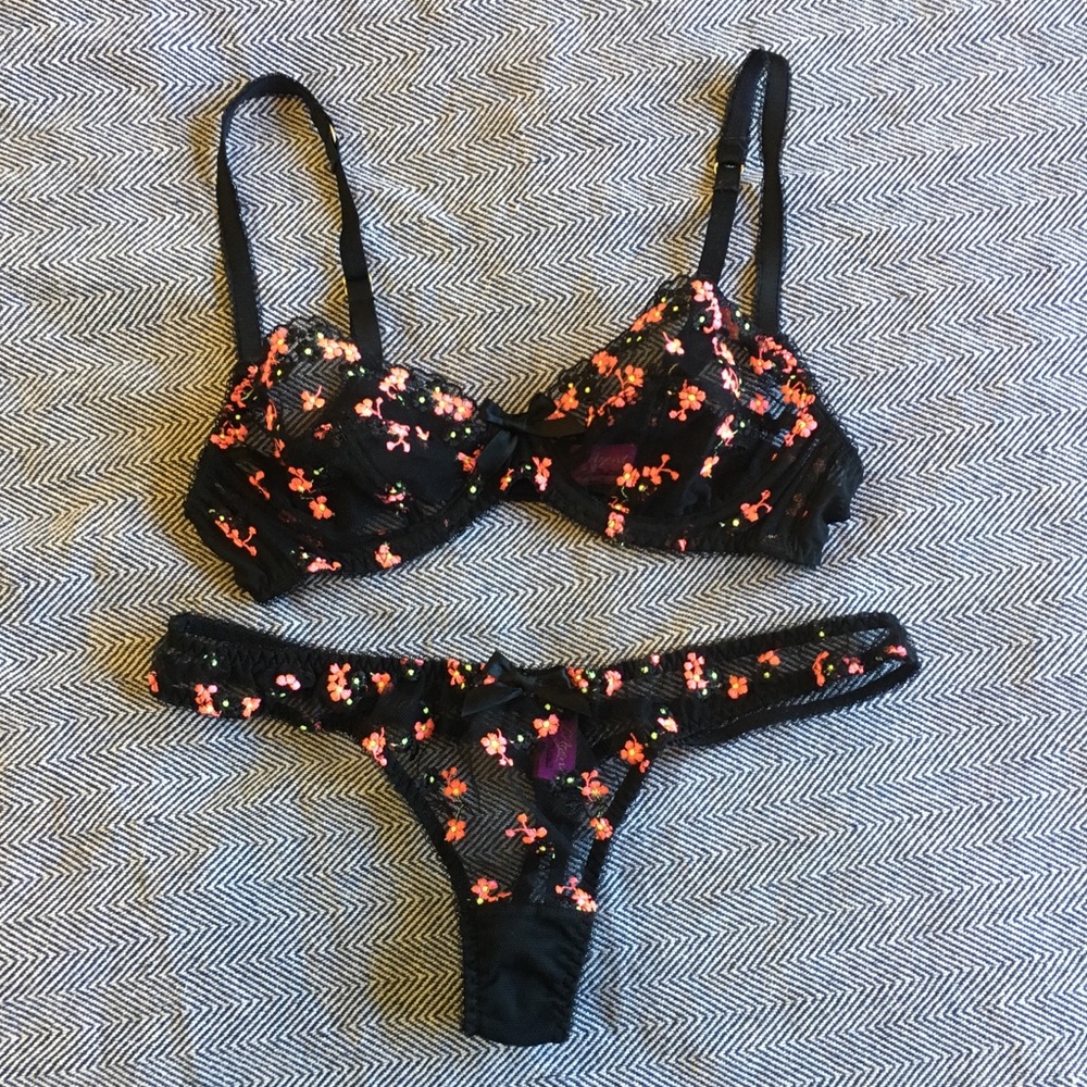 L’Agent by Agent Provacateur Set in Clementine